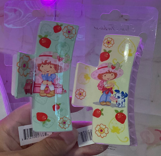 Strawberry shortcake clips